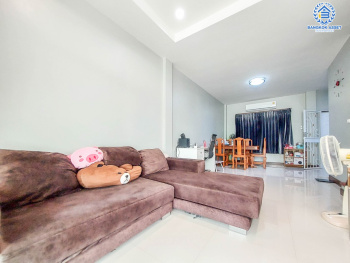 *****ทาวน์เฮ้าส์มือสอง ย่านนนทบุรี ม.เปี่ยมสุข รัตนาธิเบศร์-บางพลู2 เนื้อที่มากถึง 18.7 ตร.ว. ฟังก์ชัน 3 ห้องนอน 2 ห้องน้ำ 1 ที่จอดรถ แถมฟรี! เครื่องปรับอากาศ 3 เครื่อง, เครื่องทำน้ำอุ่น 1 เครื่อง, เครื่องดูดควัน 1 เครื่อง บนทำเลเยี่ยม ใกล้เซ็นทรัลเวสต์เกต และรถไฟฟ้าสายสีม่วง "สถานีบางพลู"